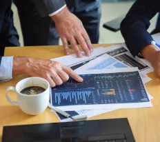 Over The Solution Work Financial  Of Provided Company. - 华体会
