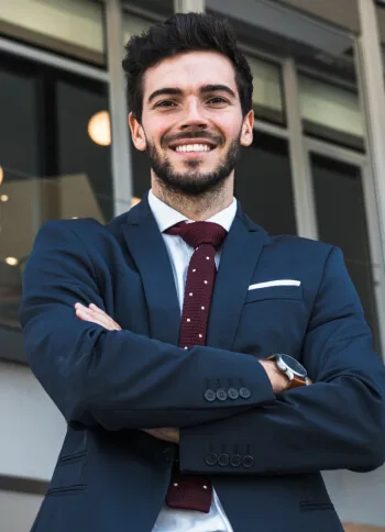 Our Financial Experts The Team  Member Solution. - 华体会
